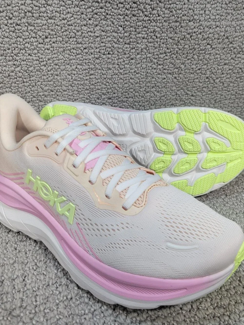 Hoka One One Clifton 11 Women's Size 9B Tangerine Glow White 1176573 TWW